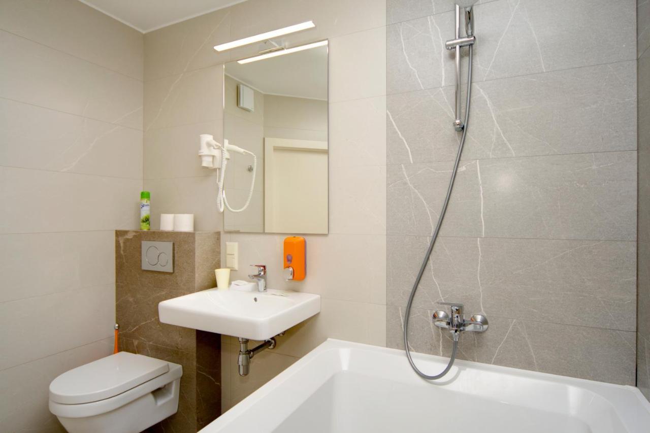 Arena Apartments Kiev Extérieur photo