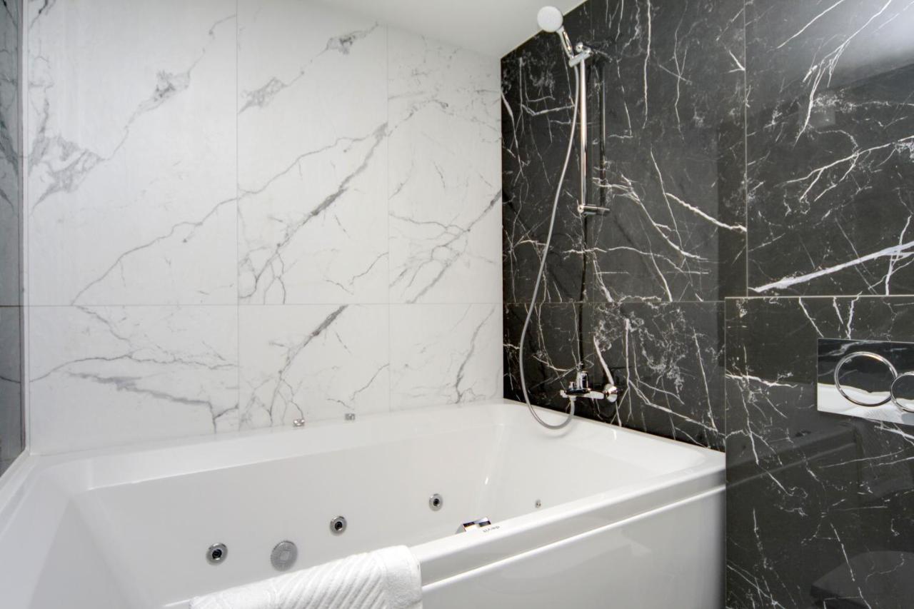 Arena Apartments Kiev Extérieur photo